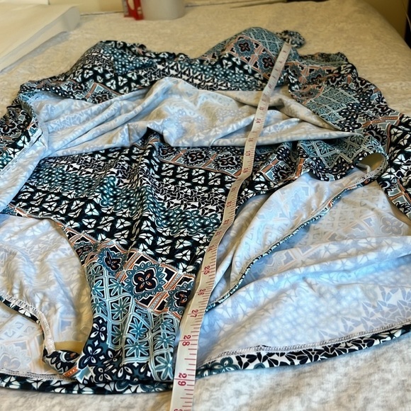 Swimsuits for all Crest Tie Front Underwire Swimdress - Picture 14 of 14